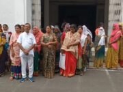 महिला बाल विकास अधिकारी सीमा पटेल के खिलाफ सौंपा ज्ञापन ..