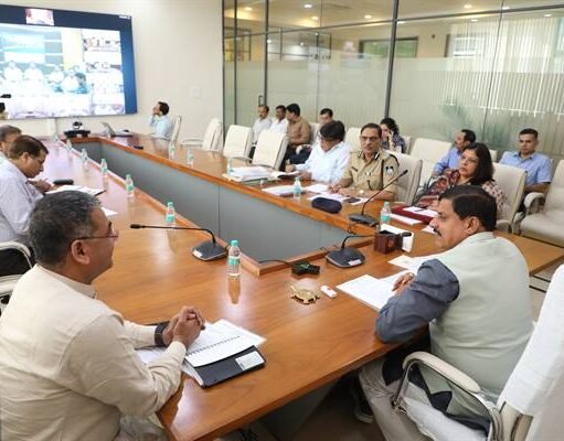 सीएम बोले हर जिले में विकास का रोड मैप बनाए , सिवनी कलेक्टर, एसपी को हटाया…
