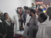 सांसद बंटी विवेक साहू ने जिला चिकित्सालय पहुंचकर किया निरीक्षण