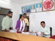 कलेक्टर ने किया तहसीलदार और नायब तहसीलदार कोर्ट उमरेठ का औचक निरीक्षण