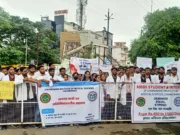 Cims Chhindwara के छात्रों ने की इंटर्नशिप में मिलने वाली राशि बढ़ाने मांग