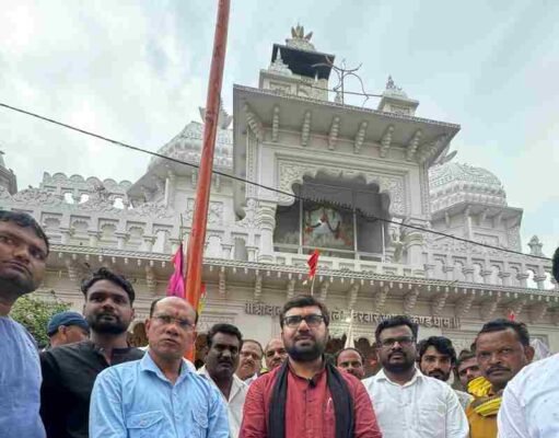 आंचल कुंड दरबार का आशीर्वाद लेने पहुंचे सांसद,विघायक