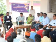 छिंदवाड़ा के दूरस्थ ग्राम चिलक पहुंचे कलेक्टर