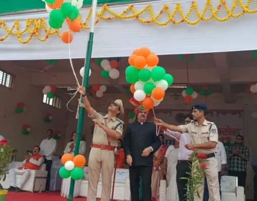 पांढुर्णा जिले में पूरे हर्षोल्लास व गरिमा के साथ मनाया गया 78वां स्वतंत्रता दिवस समारोह