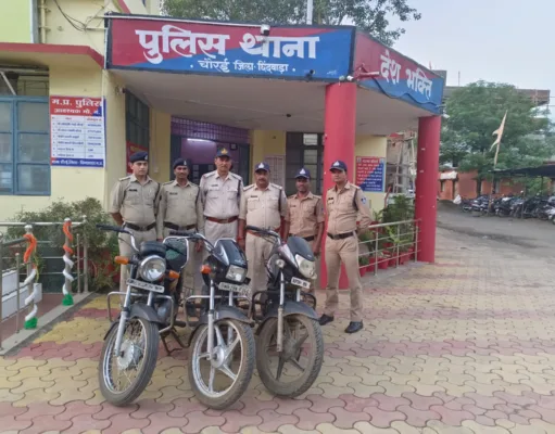 पुलिस ने जुआ खेलते 6 को दबोचा….