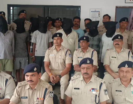 पांढुर्णा पुलिस ने सौंसर में डकैती करने वाले कुख्यात गैंग को पकडा