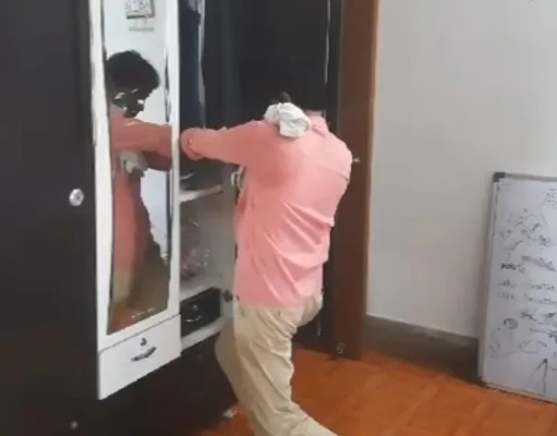 नगर पालिका कर्मचारी ने की सीएमओ के घर चोरी