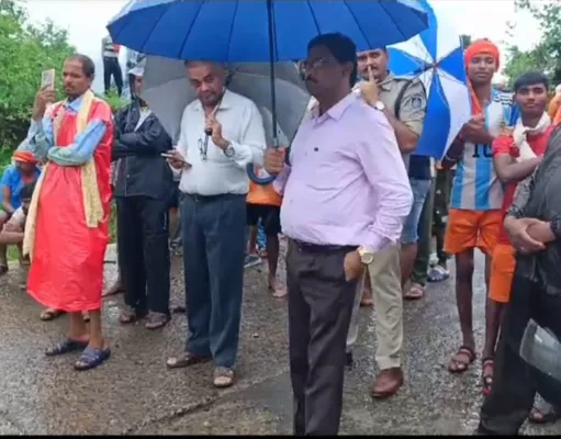 नागद्वारी मेले में जा रहे भक्तो की कार कट्टा नदी में बही…