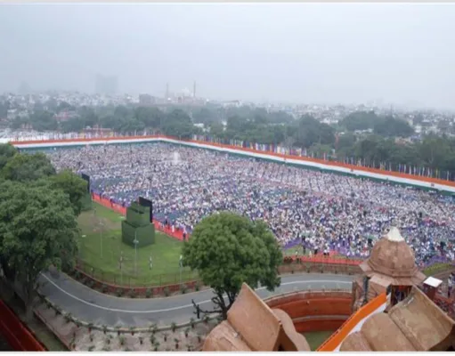 लाल किले की प्राचीर से 90 मिनट का ऐतिहासिक संबोधन