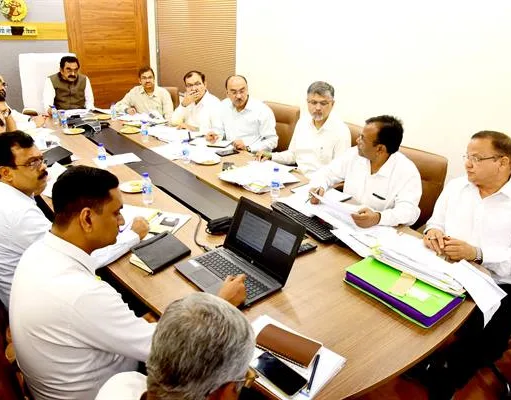 MP में सड़क निर्माण के दौरान होगा लोकनिर्माण सरोवरों के निर्माण