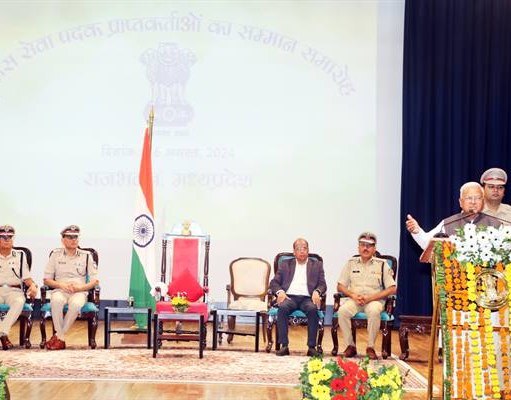 पुलिस का व्यवहार और दृष्टिकोण जनता के प्रति रहे संवेदनशील:राज्यपाल श्री पटेल