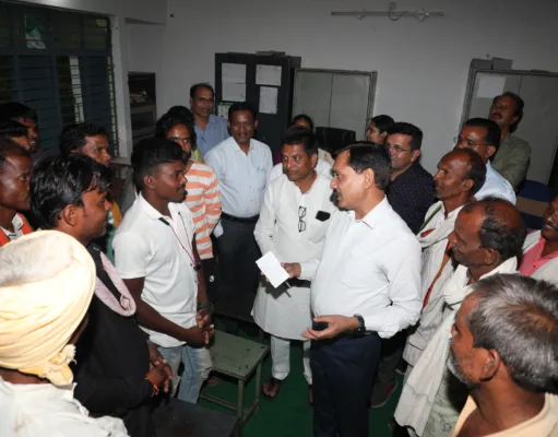 कलेक्टर ने किया औचक निरीक्षण …