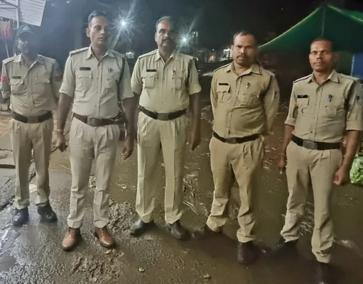 कॉम्बिंग गश्त : छिदंवाडा पुलिस ने एक ही रात्रि में 08 वर्ष से फरार वारंट सहित कुल 89 वारंटियो को किया गिरफ्तार