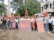 क्षेत्रीय आयुक्त कोयला खदान एवं सहायक आयुक्त भविष्य निधि छिन्दवाड़ा को सौंपा ज्ञापन