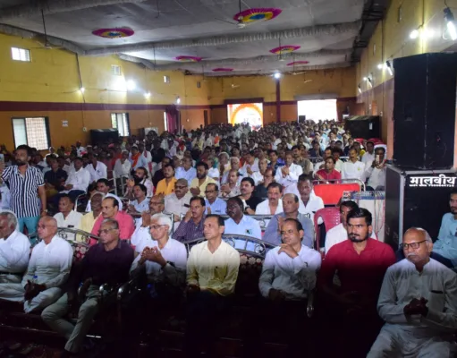 विद्यार्थियों को भारतबोध कराएं शिक्षक