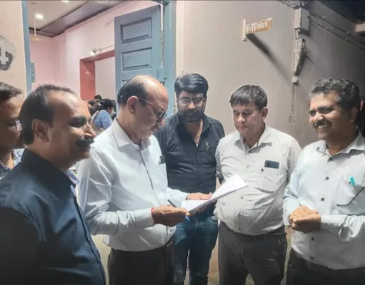 द्वितीय समयमान वेतनमान एवं द्वितीय क्रमोन्नति हेतु जिला शिक्षा अधिकारी छिंदवाड़ा को ज्ञापन सौंपा