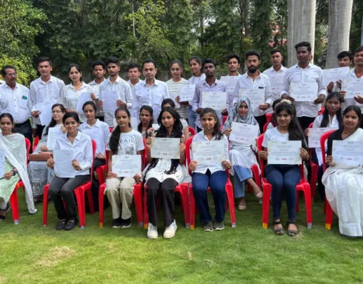 कमलनाथ व नकुलनाथ की युवाओं के लिये सार्थक पहल