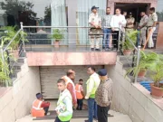 रसूखदारों पर गिरी गाज तो एक हुए नेता….