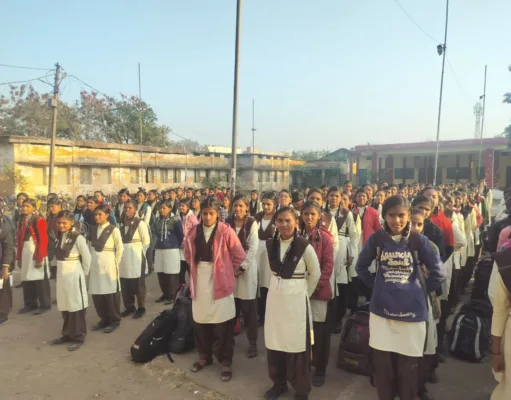 अमरवाड़ा में हम होंगे कामयाब अभियान के तहत बालक -बालिकाओं को किया गया जागरूक
