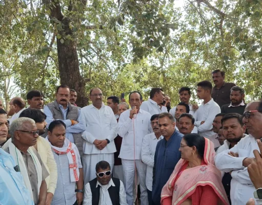 चौरई ब्लॉक कांग्रेस ने धरना-प्रदर्शन कर अपनी मांगों का ज्ञापन सौंपा