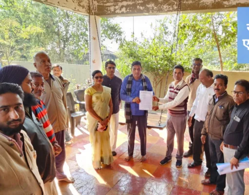 प्राइवेट स्कूलों ने आरटीई मान्यता में आ रहीं समस्याओं को लेकर सौंपा ज्ञापन