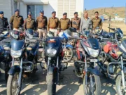 पुलिस ने किया मोटरसाइकिल चोर गिरोह का खुलासा, 3आरोपी गिरफ्तार