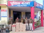 पुलिस ने देशी-अंग्रेजी शराब के साथ जप्त की कार ,आरोपी फरार