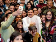 श्रेष्ठ सोशल मीडिया कंटेंट क्रिएटर्स को मिलेंगे अवार्ड स्वामी विवेकानंद जयंती पर मुख्यमंत्री निवास में हुआ कार्यक्रम