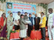 प्रतिभा सम्मान समारोह में सांसद ने भवन के लिये सांसद निधि से दस लाख रुपये देने की घोषणा