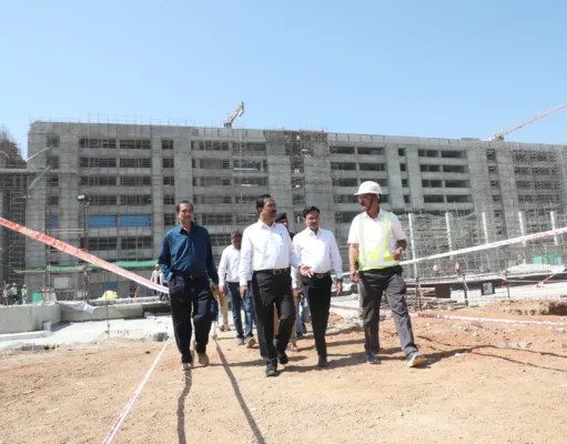 कमिश्नर अभय वर्मा ने की बर्ड फ्लू की समीक्षा, सतर्कता के दिए निर्देश