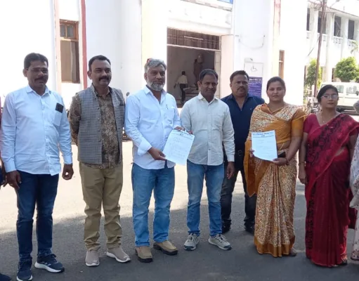 Chhindwara नगर में सीवर लाइन बिछाने में भारी अनियमितताएँ, जनस्वास्थ्य को खतरा….