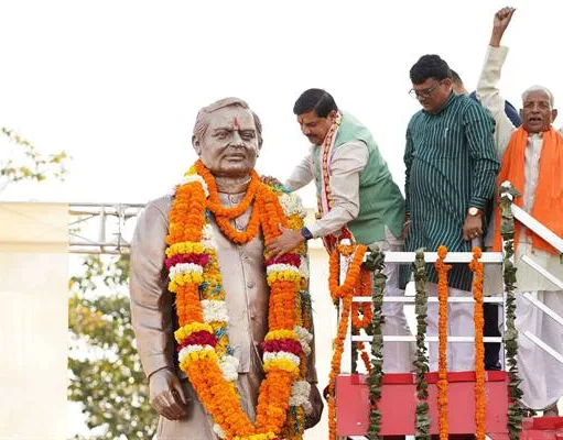 MP धान उत्पादक किसानों को प्रति हेक्टेयर दो हजार रुपए प्रोत्साहन राशि दी जाएगी : मुख्यमंत्री डॉ. यादव