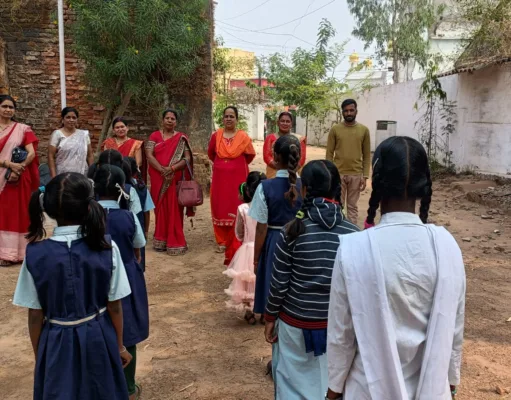 बच्चों के अभिनन्दन के साथ मनाया प्रवेश उत्सव