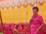 पांढुर्णा में गुलाबी गैंग का उग्र प्रदर्शन: शराबबंदी और आदिवासी हक के लिए निकाली शव यात्रा