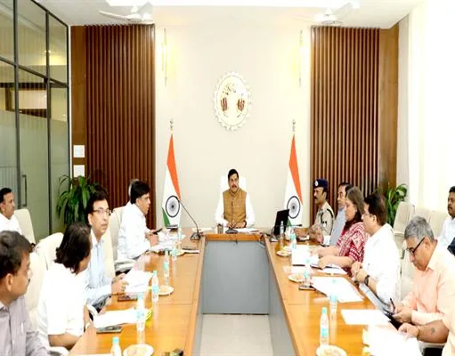 समाधान ऑनलाइन : सीएम ने किया 12 जिलों के कई अधिकारी कर्मचारियों को निलंबित..