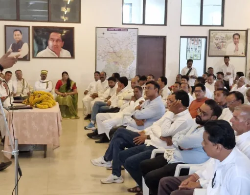 संगठन सृजन अभियान के तहत कांग्रेस भवन में हुई मैराथन बैठकें