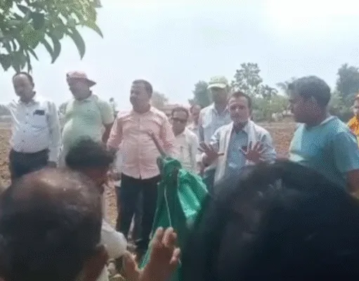 भाजपा नेता पर जान से मारने की धमकी का आरोप, पीड़ित ने SP से लगाई सुरक्षा की गुहार
