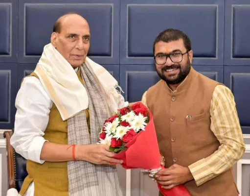 सांसद बंटी विवेक साहू ने की रक्षा मंत्री राजनाथ सिंह से मुलाकात