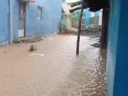 हर्रई के वार्ड क्रमांक 13 में जलभराव से जनजीवन अस्त-व्यस्त, नगर परिषद नहीं ले रही सुध