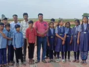 अतिथि शिक्षिका के दुर्व्यवहार से छात्र परेशान, शाला का किया बहिष्कार…