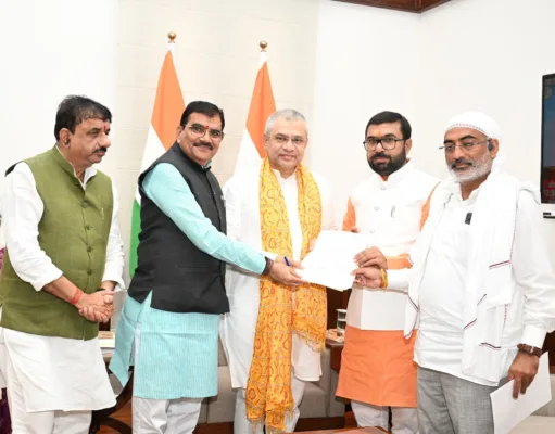 सांसद बंटी विवेक साहू ने केन्द्रीय गृह मंत्री,रेल मंत्री व सड़क एवं परिवहन मंत्री से की मुलाकात.. सांसद ने केन्द्रीय रेल मंत्री अश्विणी वैष्णव के समक्ष रखी अपनी मांगें