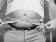 मोटापा घटाने वाले भ्रामक विज्ञापनों के लिए वीएलसीसी लिमिटेड पर 3 लाख रुपये का जुर्माना