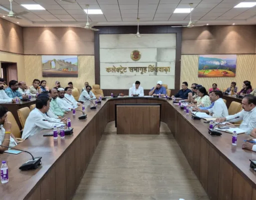 दुर्गा उत्सव एवं दशहरा पर्व: शांति समिति की बैठक में लिए गए सर्वसम्मत निर्णय