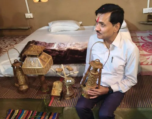 बाजे-गाजे के साथ तरक्की की राह पर चला देवगढ़