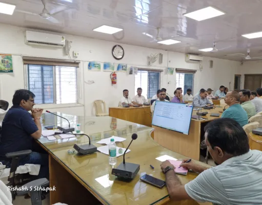 नगर निगम आयुक्त ने दिए निर्देश, विकास कार्यों की प्रगति की हुई समीक्षा