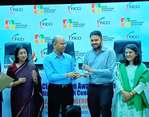 छिंदवाड़ा को “वॉश ऑन व्हील्स सेवा” नवाचार पर मिला राष्ट्रीय ISE-FICCI सेनिटेशन अवॉर्ड, 2.5 लाख रुपये कैश प्राइज