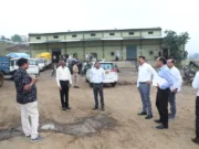 कलेक्टर ने किया अमरवाड़ा में उर्वरक भंडारण केंद्रों का औचक निरीक्षण