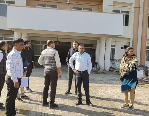 जनजातीय क्षेत्र जुन्नारदेव के भ्रमण पर निकले कलेक्टर