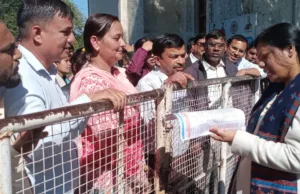 पटवारियों की परेशानियाँ बढ़ीं: पटवारी संघ ने कलेक्टर को सौंपा ज्ञापन, वेतनमान से लेकर तकनीकी समस्याओं तक 18 मुद्दे उठाए