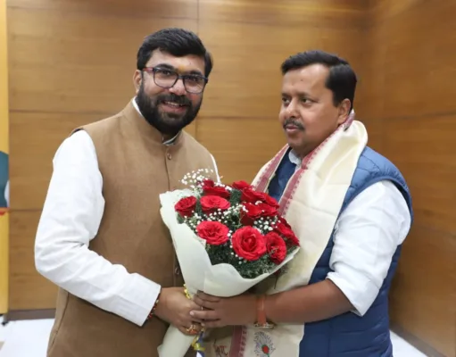 नवनियुक्त राष्ट्रीय कार्यकारी अध्यक्ष नितिन नवीन से सांसद बंटी विवेक साहू ने की सौजन्य भेंट